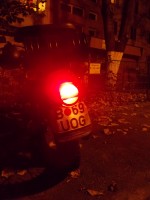 Așa se vede cu ambele becuri aprinse.