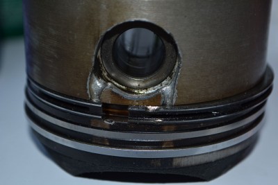 DSC_0567.jpg (221.88 KiB) Viewed 19972 times Pistonul vărzit al lui Arkadi