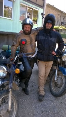 WP_20150716_14_32_27_Pro.jpg (216.59 KiB) Viewed 19972 times Despărţire în faţă la Charlie